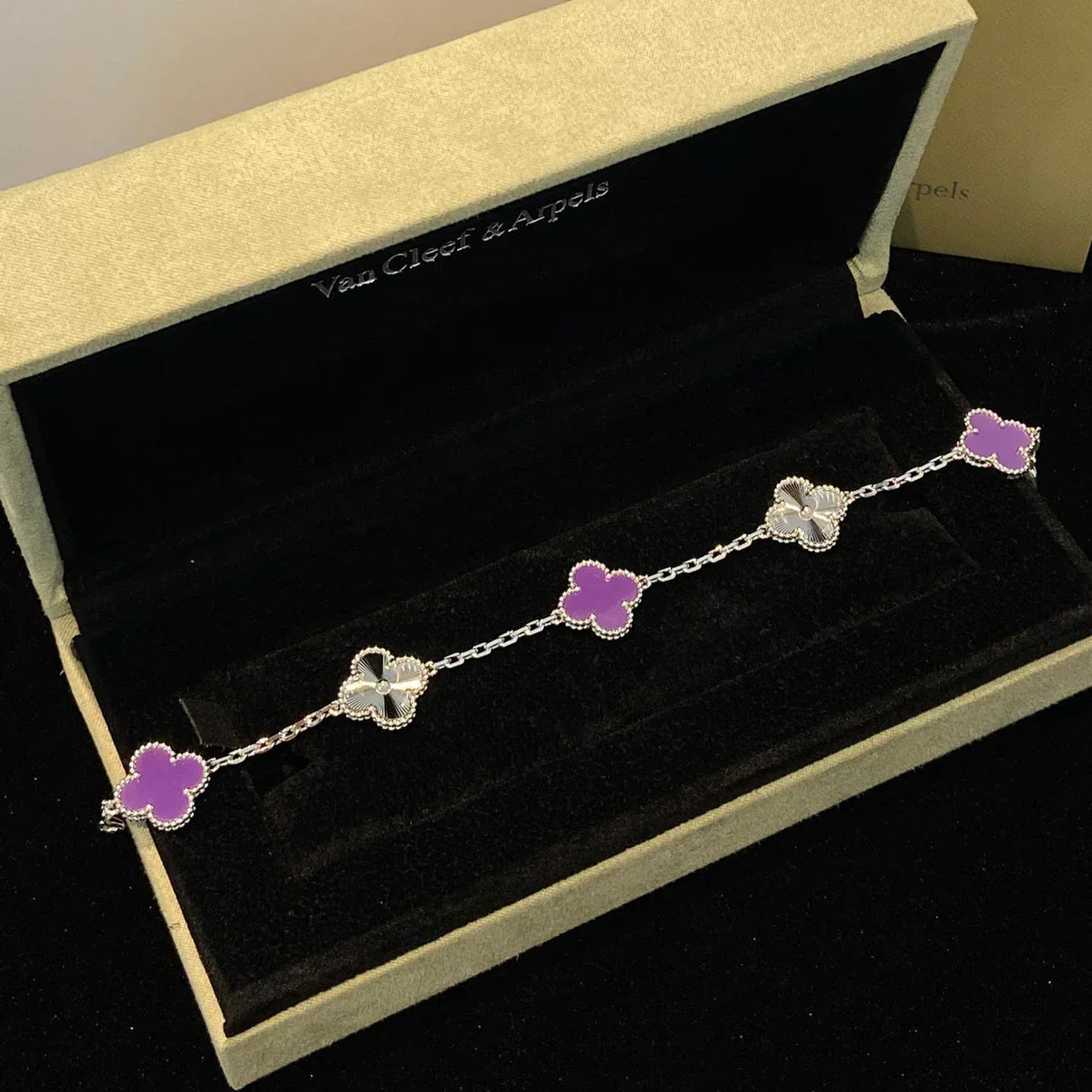 [Regal Jewels]CLOVER 5 MOTIF VIOLET BRACELET COLLECTION