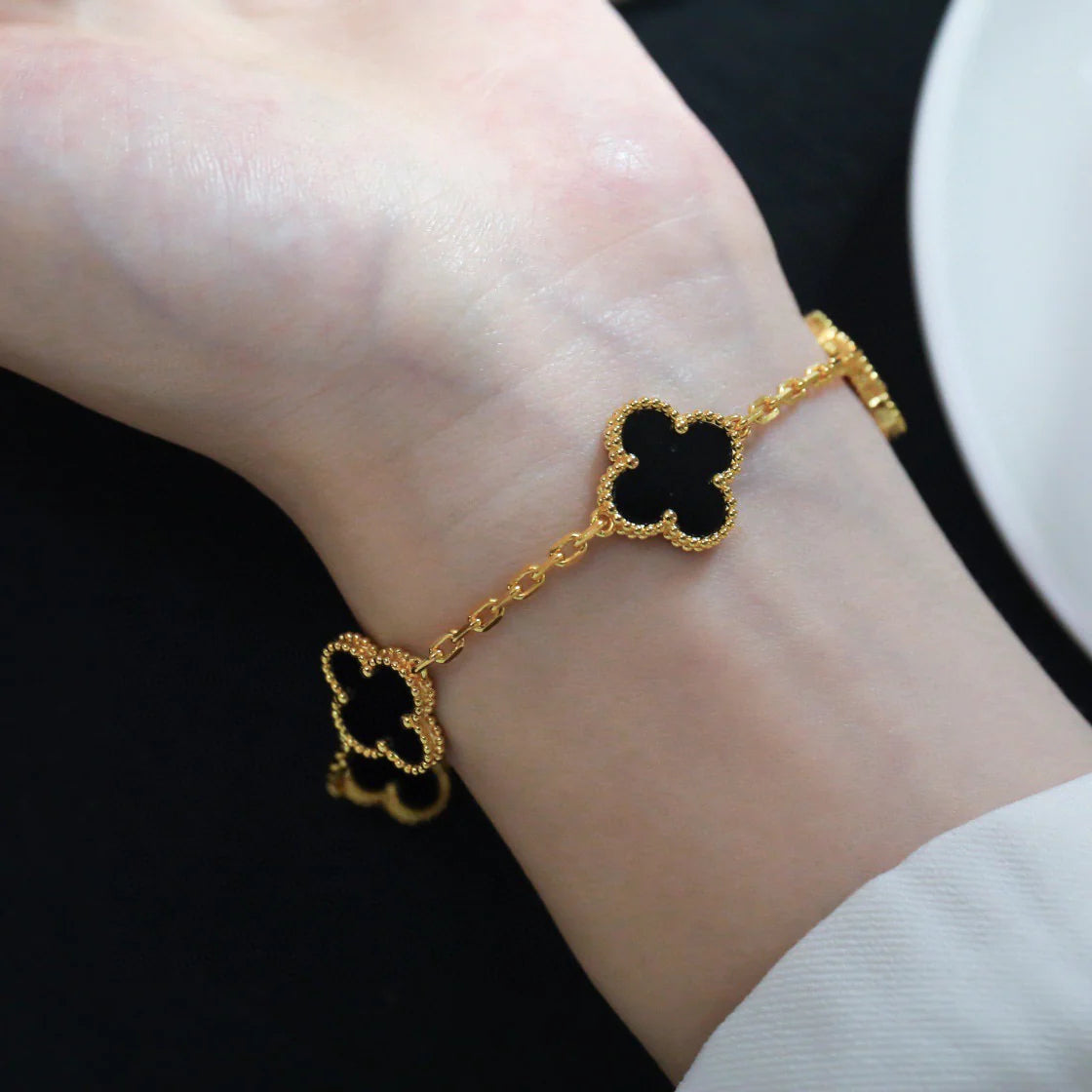 [Regal Jewels]CLOVER 5 MOTIF ONYXS BRACELET COLLECTION