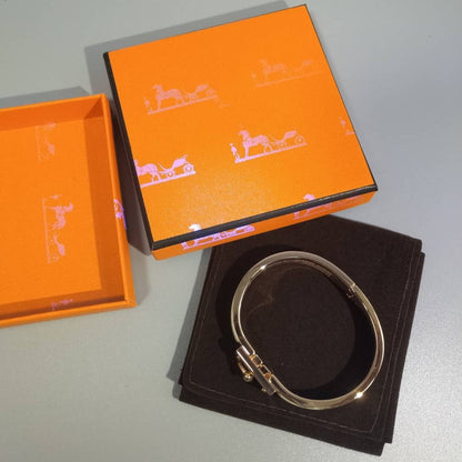 [Regal Jewels]H GREY BRACELET