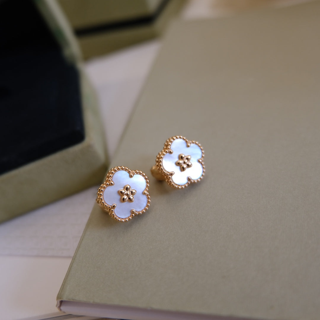 [Regal Jewels]LUCKY PINK GOLD WHITE MOP EARRINGS