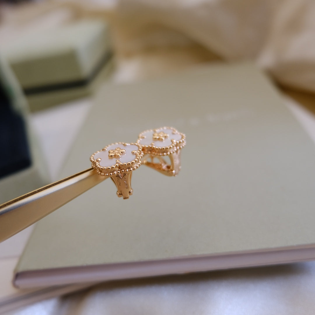 [Regal Jewels]LUCKY PINK GOLD WHITE MOP EARRINGS