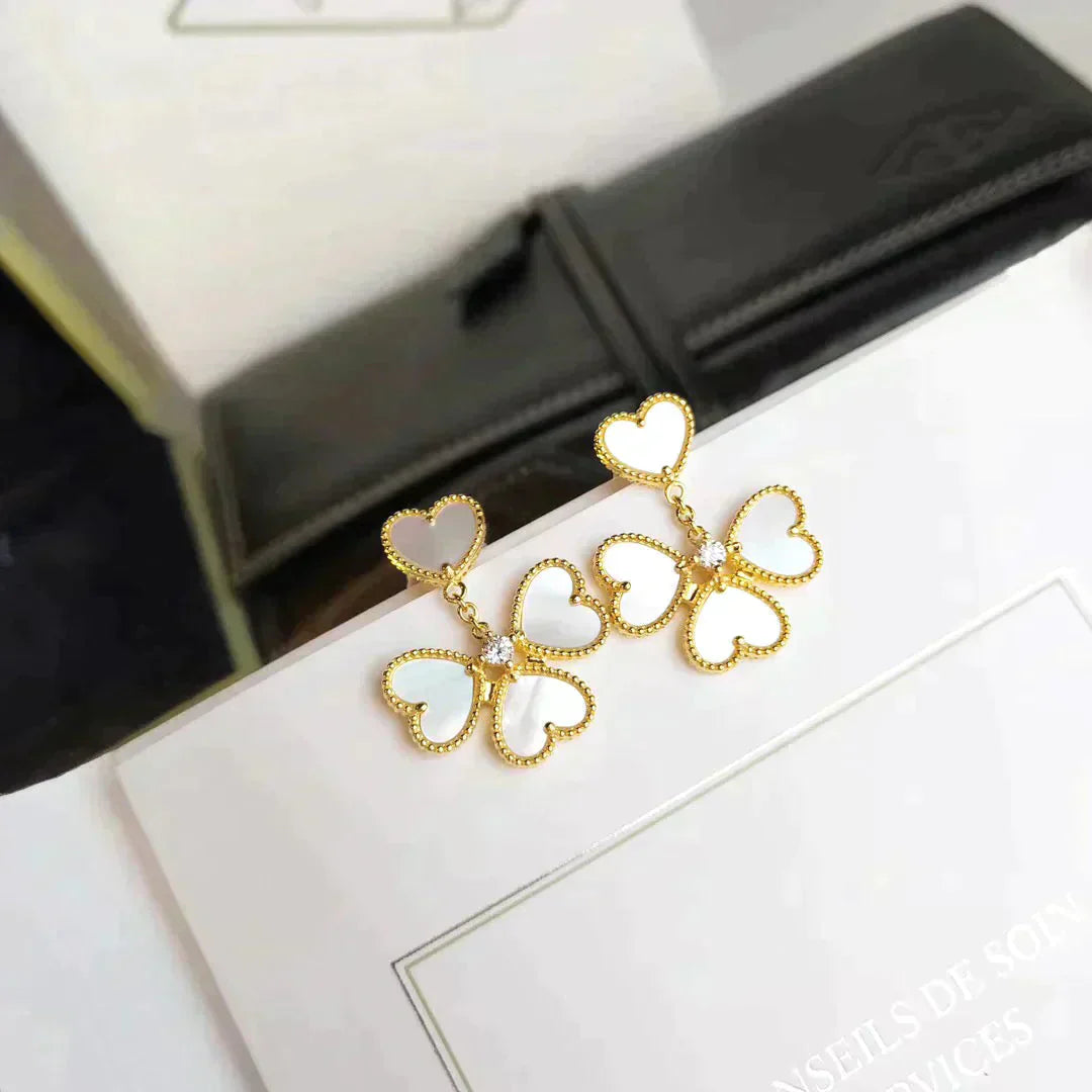 [Regal Jewels]CLOVER SWEET WHITE MOP EARRINGS