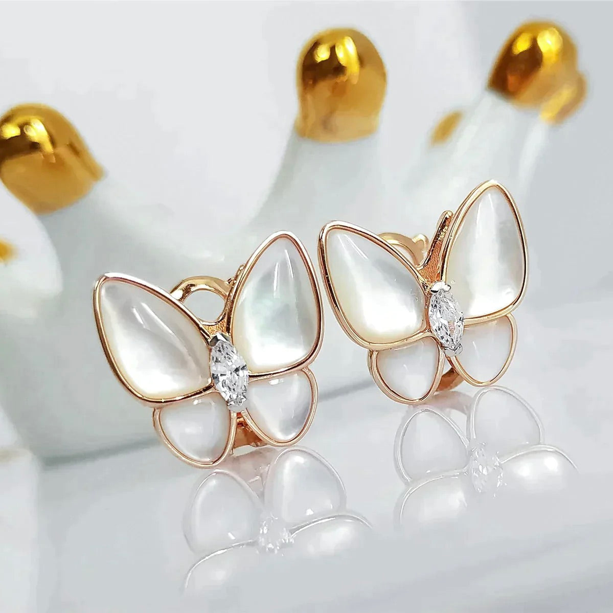 [Regal Jewels]BUTTERFLY MOP DIAMOND EARRINGS