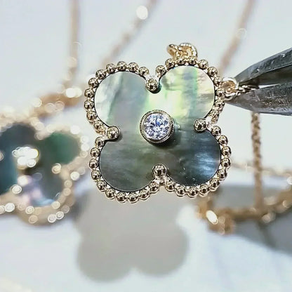 [Regal Jewels]CLOVER 15MM DIAMOND AND MOTHER-OF-GREY NECKLACE