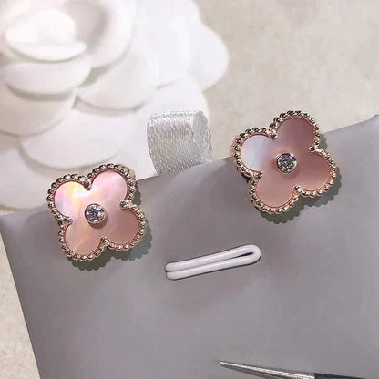 [Regal Jewels]CLOVER MEDIUM 1 MOTIFS  PINK MOP DIAMOND EARRINGS