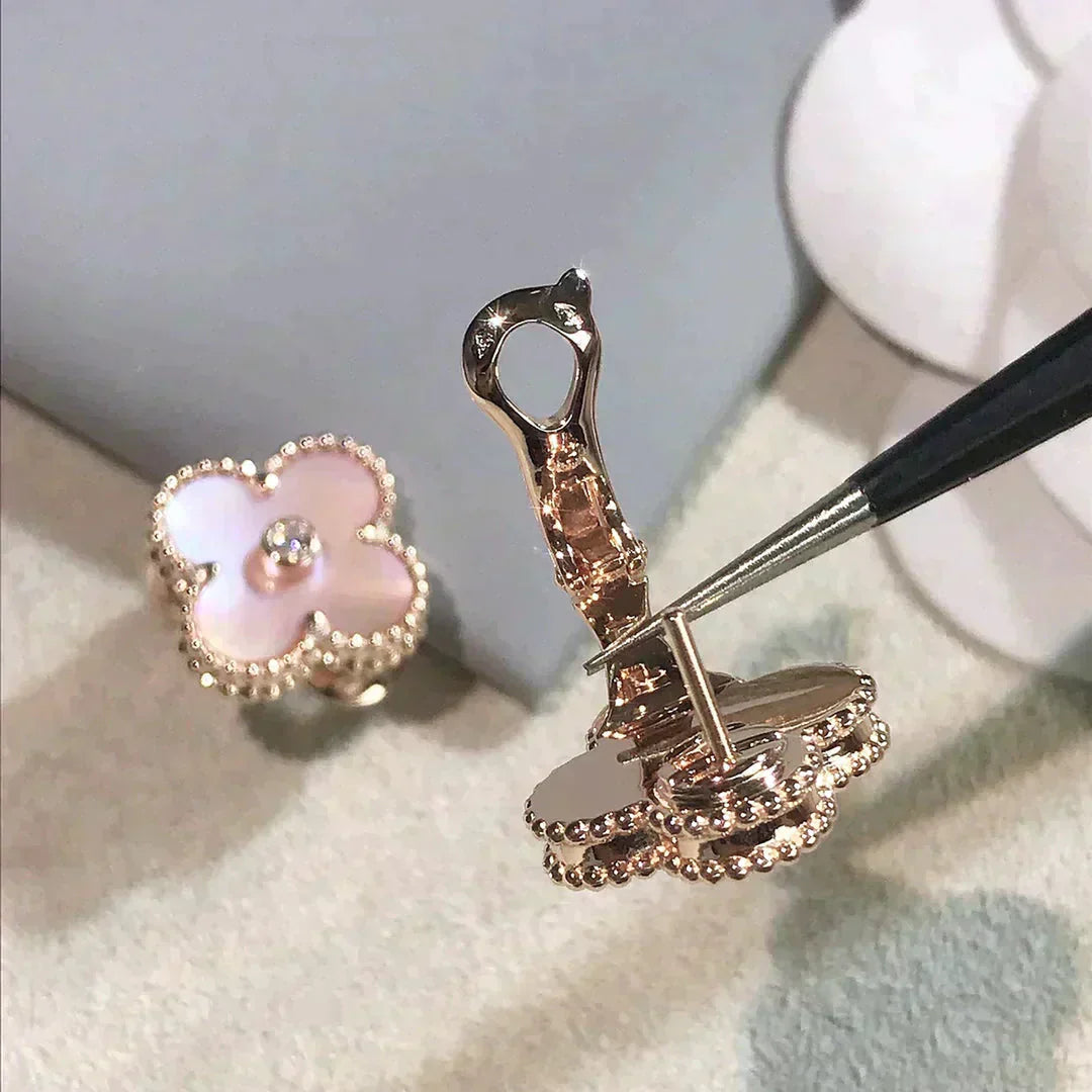 [Regal Jewels]CLOVER MEDIUM 1 MOTIFS  PINK MOP DIAMOND EARRINGS