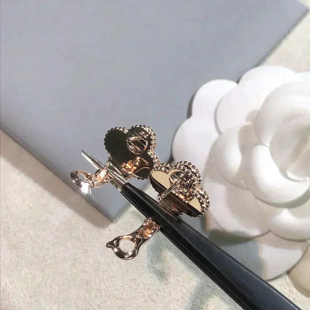 [Regal Jewels]CLOVER MEDIUM 1 MOTIFS  PINK MOP DIAMOND EARRINGS