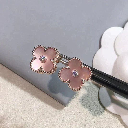 [Regal Jewels]CLOVER MEDIUM 1 MOTIFS  PINK MOP DIAMOND EARRINGS