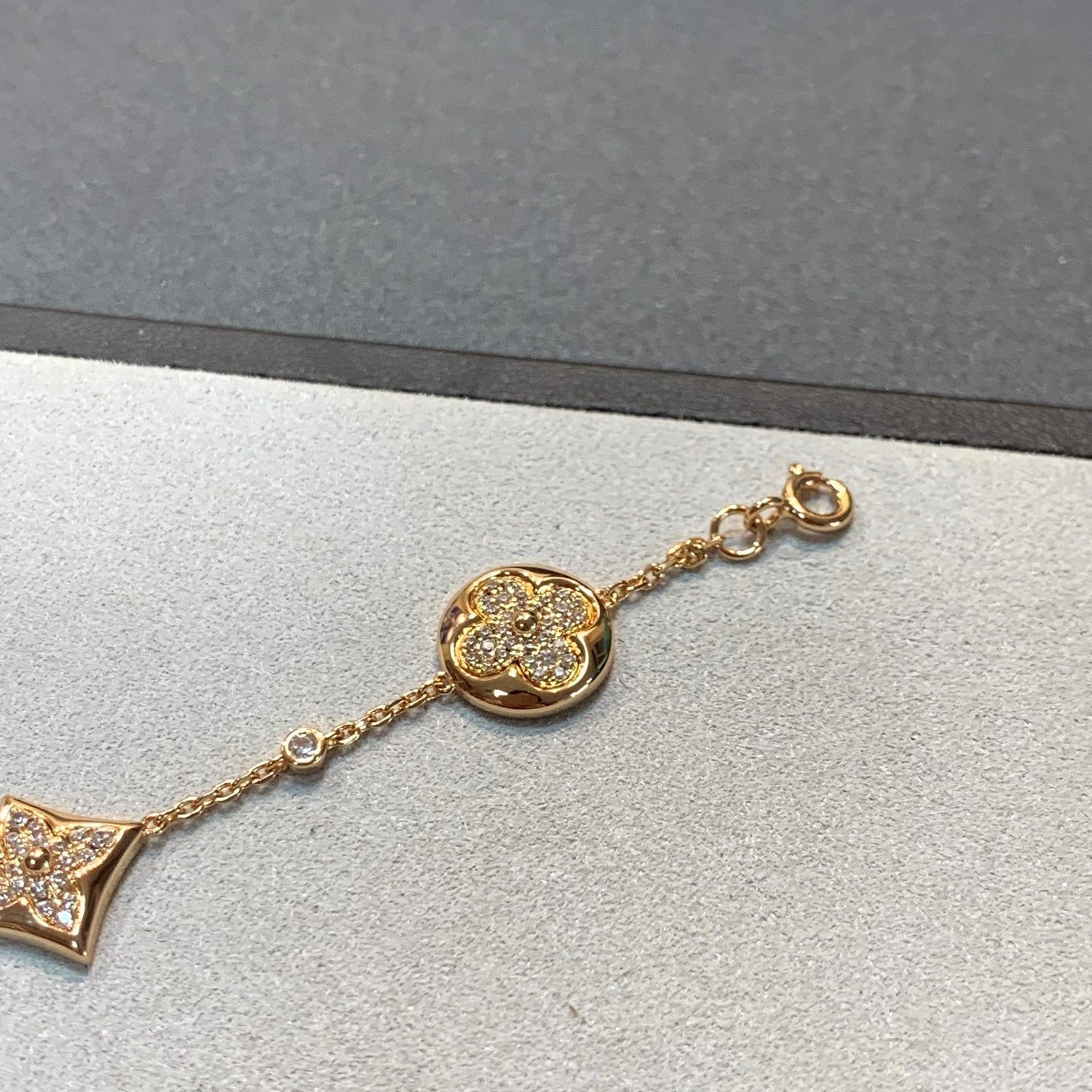[Regal Jewels]STAR AND SUN 4 MOTIFS GOLD DIAMONDS BRACELET