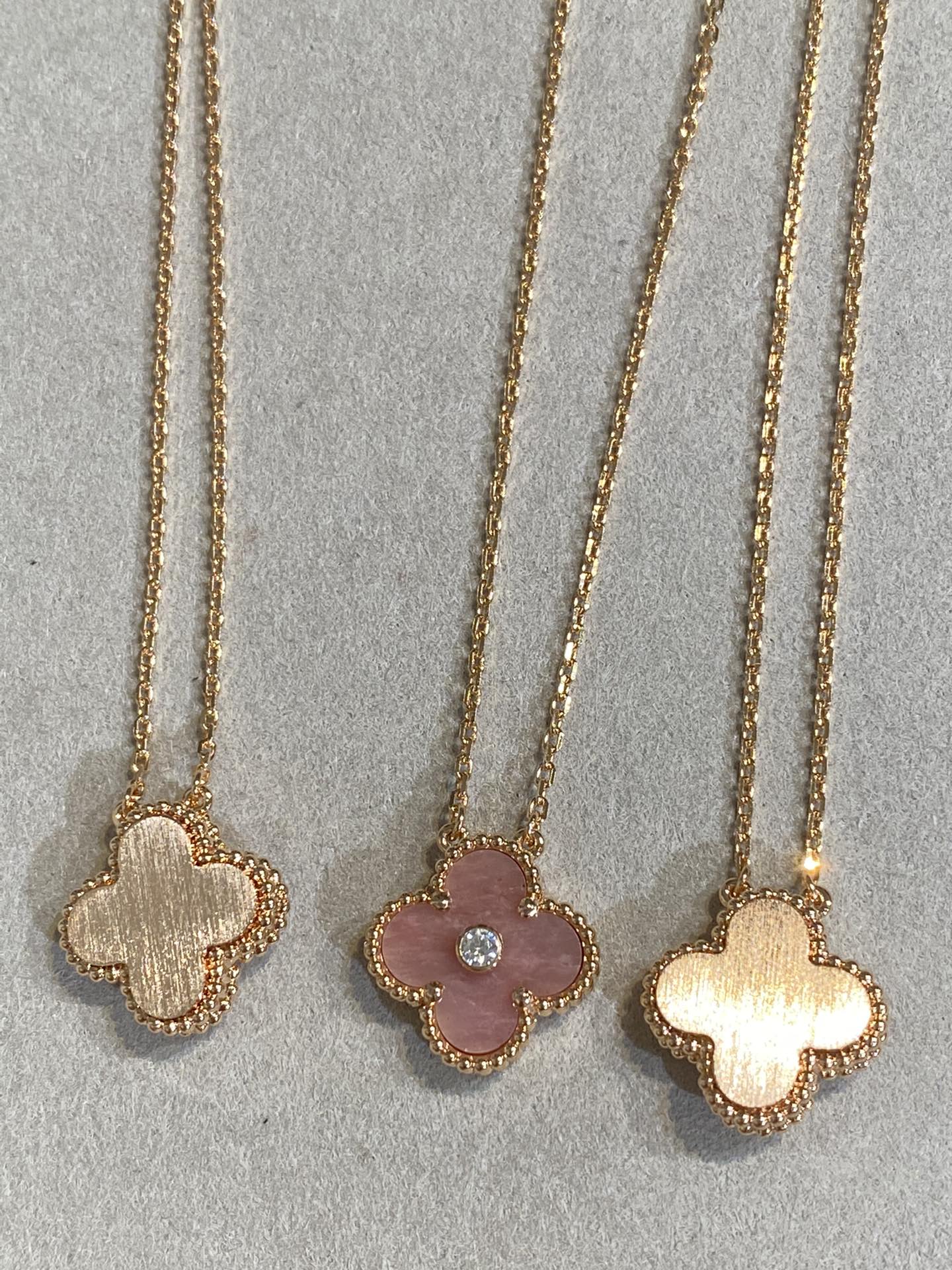 [Regal Jewels]CLOVER 15MM DIAMOND RHODONITE NECKLACE