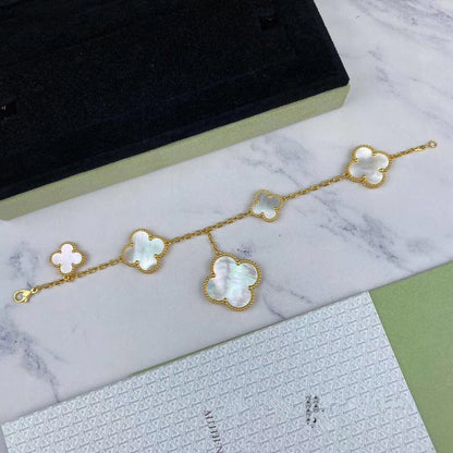 [Regal Jewels]MAGIC CLOVER MOP GOLD BRACELET 5 MOTIFS