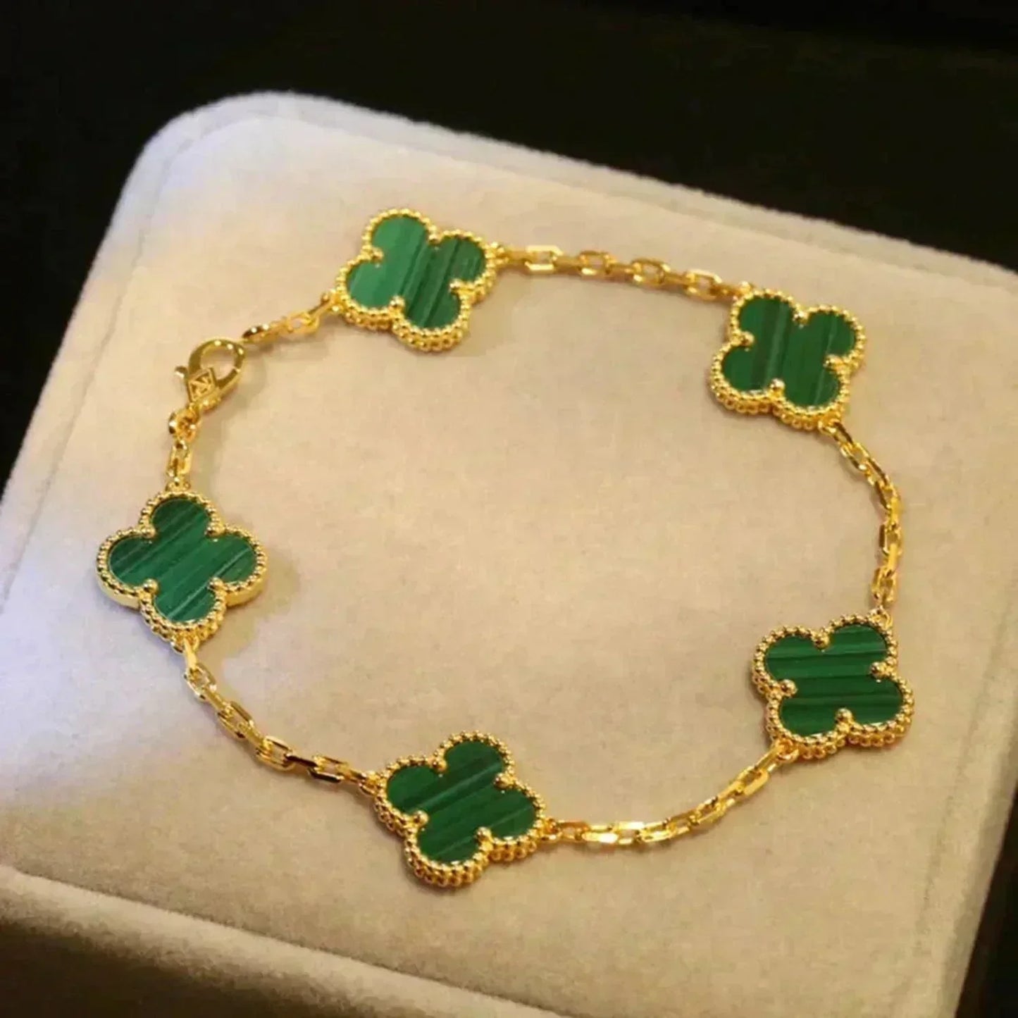 [Regal Jewels]CLOVER 5 MOTIF MALACHITE BRACELET COLLECTION