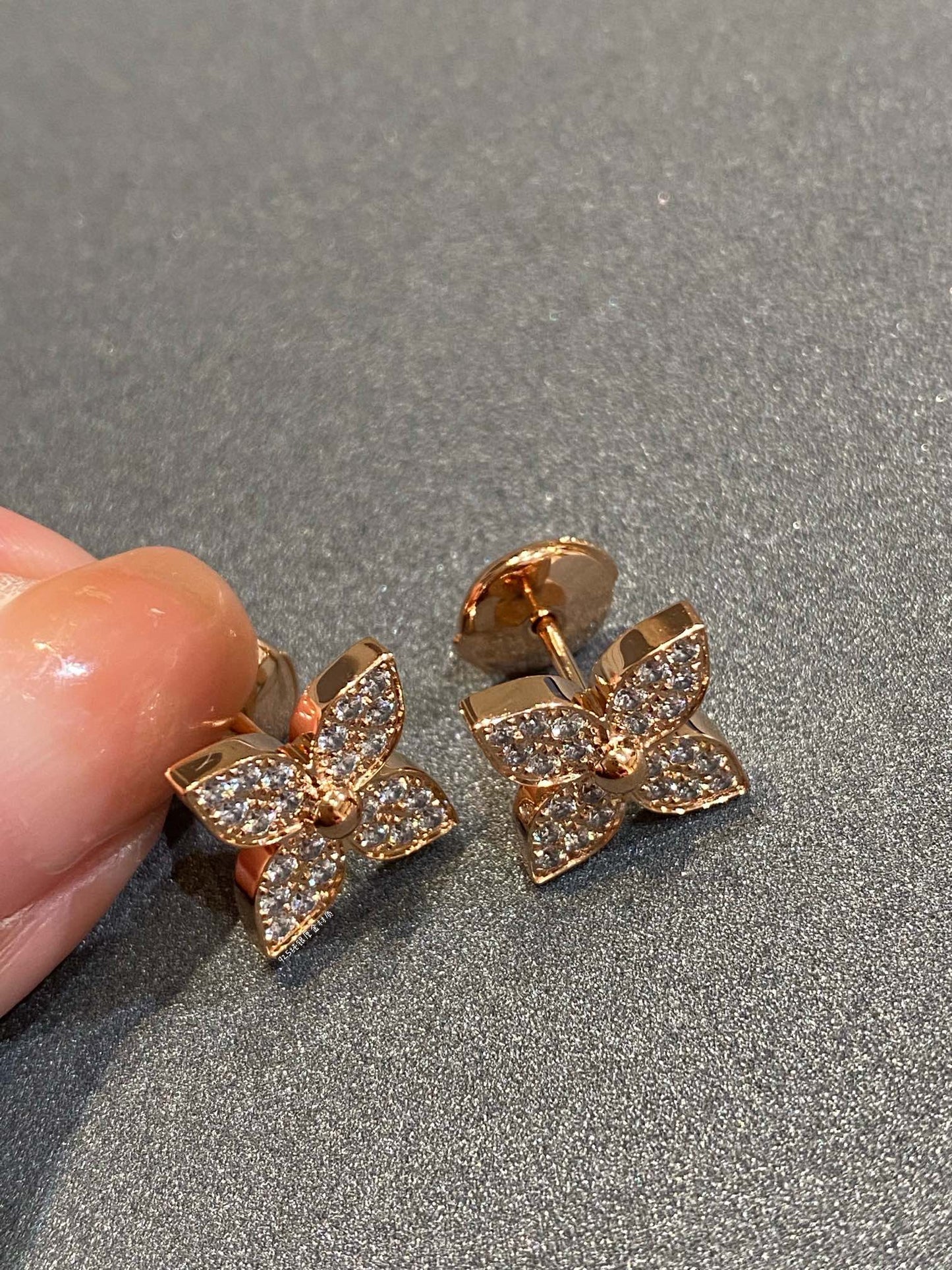 [Regal Jewels]STAR DIAMOND EARRINGS