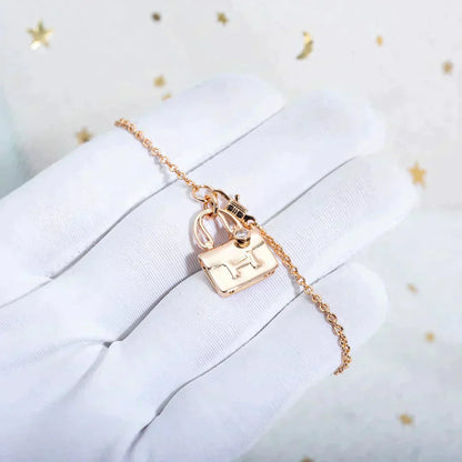 [Regal Jewels]AMULETTE PEDANT ROSE GOLD NECKLACE