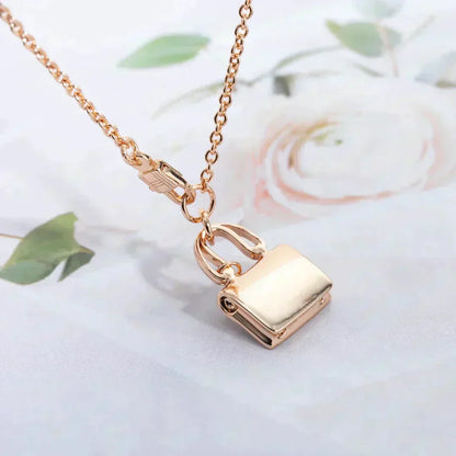 [Regal Jewels]AMULETTE PEDANT ROSE GOLD NECKLACE