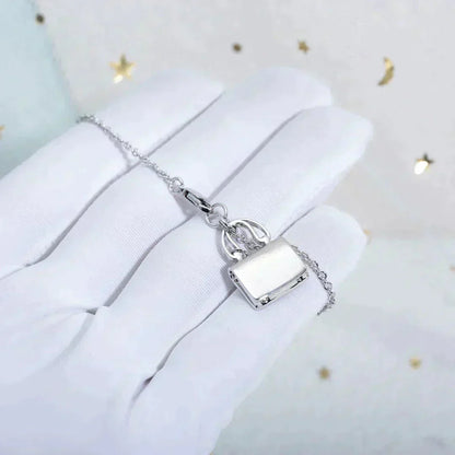 [Regal Jewels]AMULETTE PEDANT SILVER NECKLACE