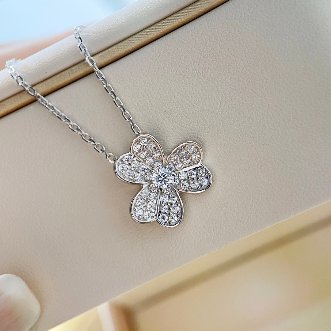 [Regal Jewels]CLOVER DIAMOND NECKLACE SILVER