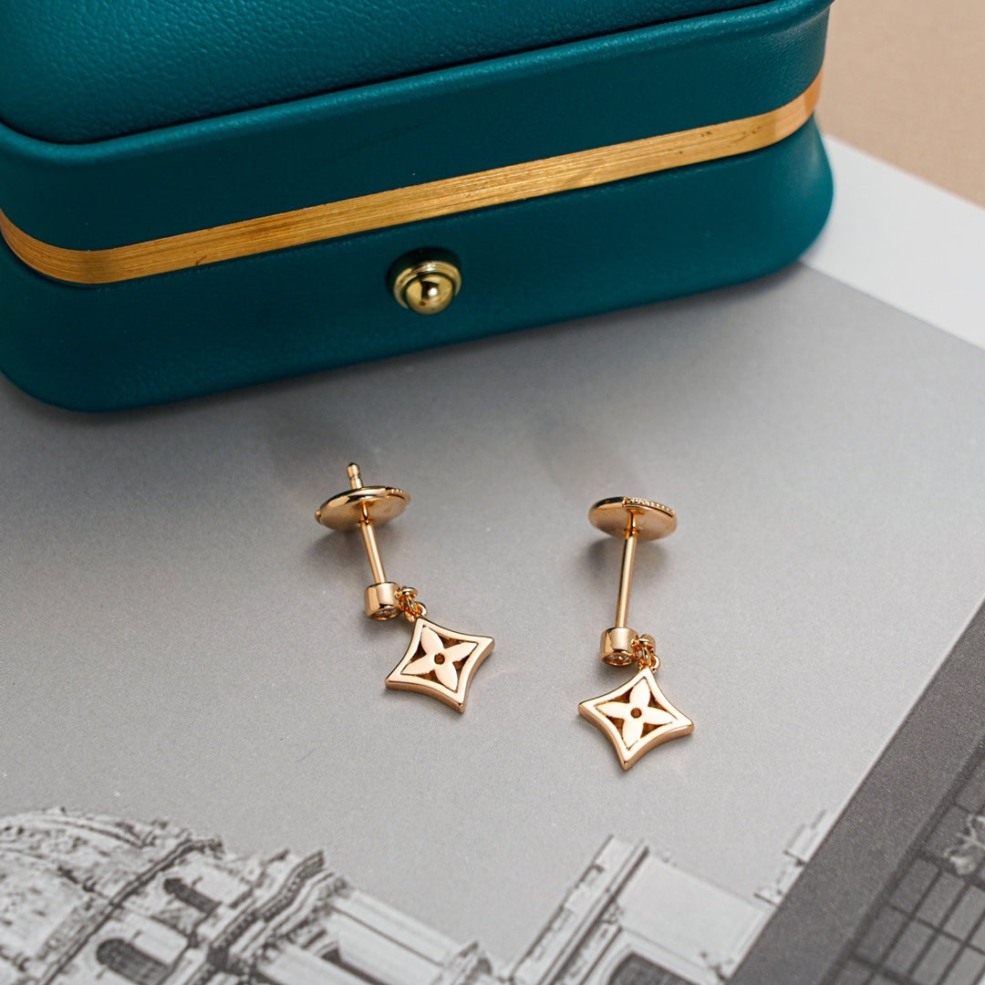 [Regal Jewels]STAR EARRINGS GOLD