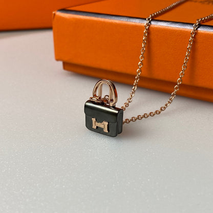 [Regal Jewels]CONSTANCE BLACK PEDANT PINK GOLD NECKLACE