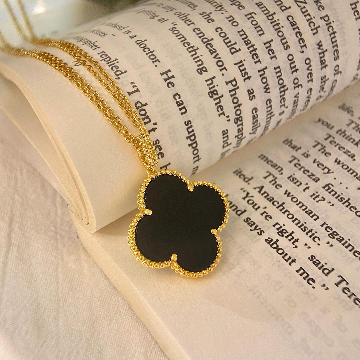 [Regal Jewels]CLOVER 25MM NECKLACE GOLD ONYX