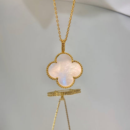 [Regal Jewels]CLOVER 25MM MOP LARGE PENDANT NECKLACE