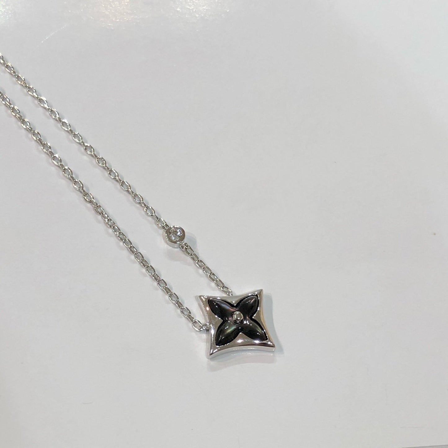 [Regal Jewels]STAR BLACK MOP NECKLACE