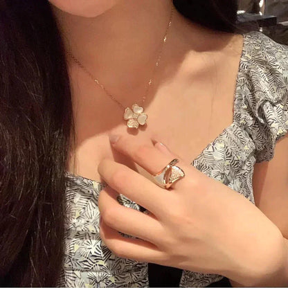 [Regal Jewels]CLOVER MOP DIAMOND ROSE GOLD NECKLACE