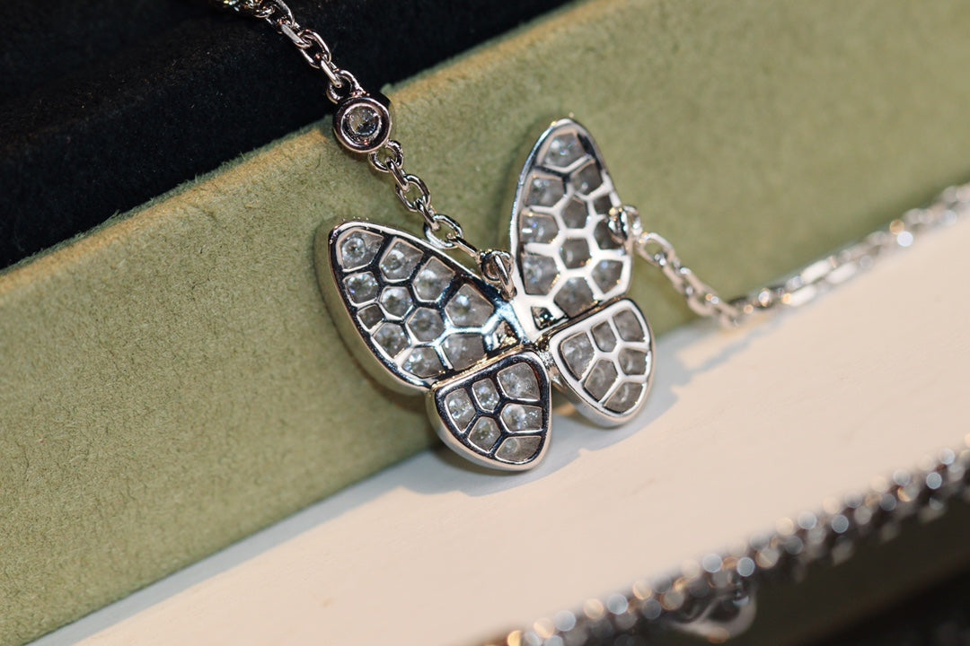 [Regal Jewels]BUTTERFLY DIAMOND NECKLACE