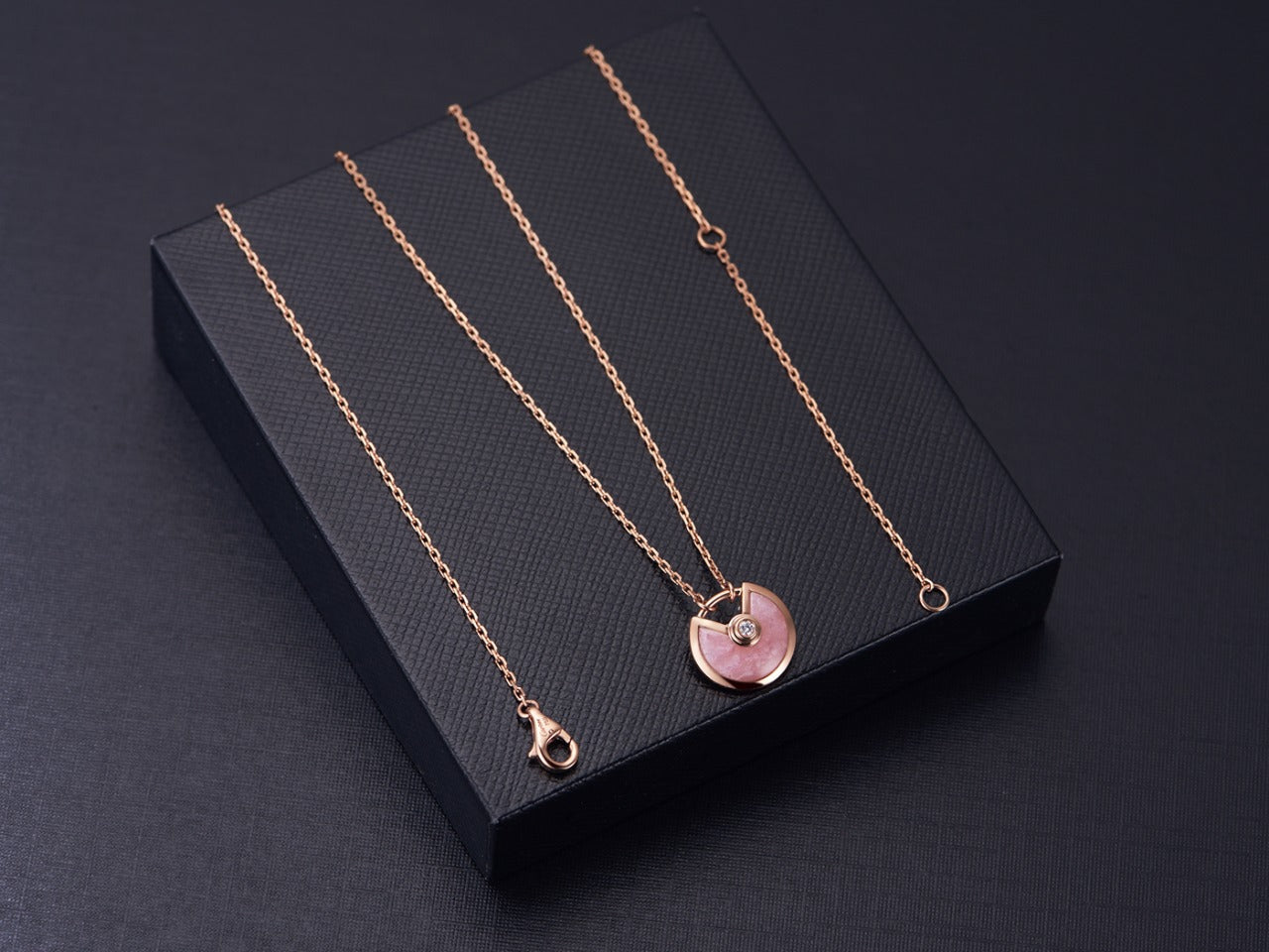 [Regal Jewels]AMULETTE ROSE GOLD PINK MOP NECKLACE