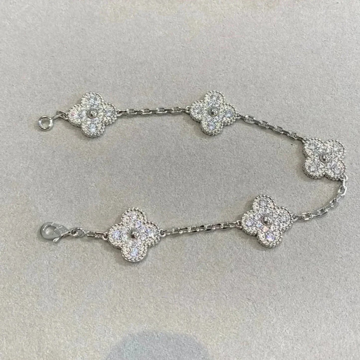 [Regal Jewels]CLOVER 5 MOTIF FULL DIAMOND BRACELET COLLECTION
