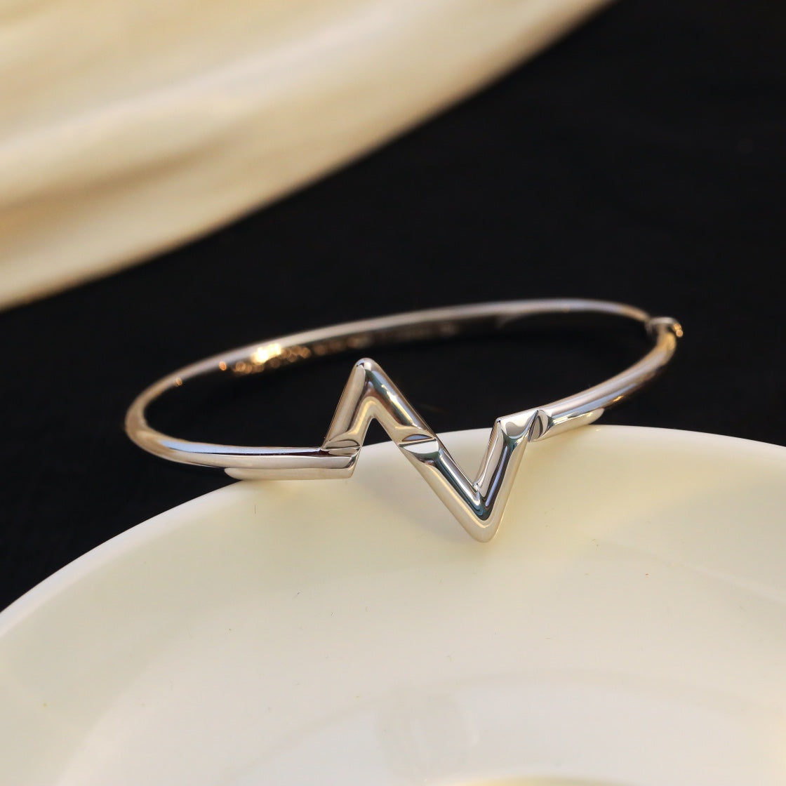 [Regal Jewels]VOLTE UPSITE DOWN BRACELET