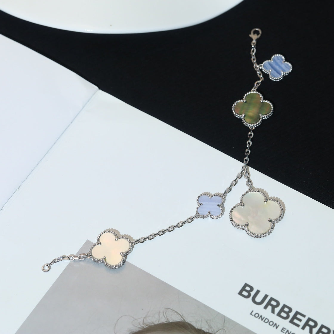 [Regal Jewels]CLOVER BRACELET 5 MOTIFS MOP CHALCEDONY SILVER