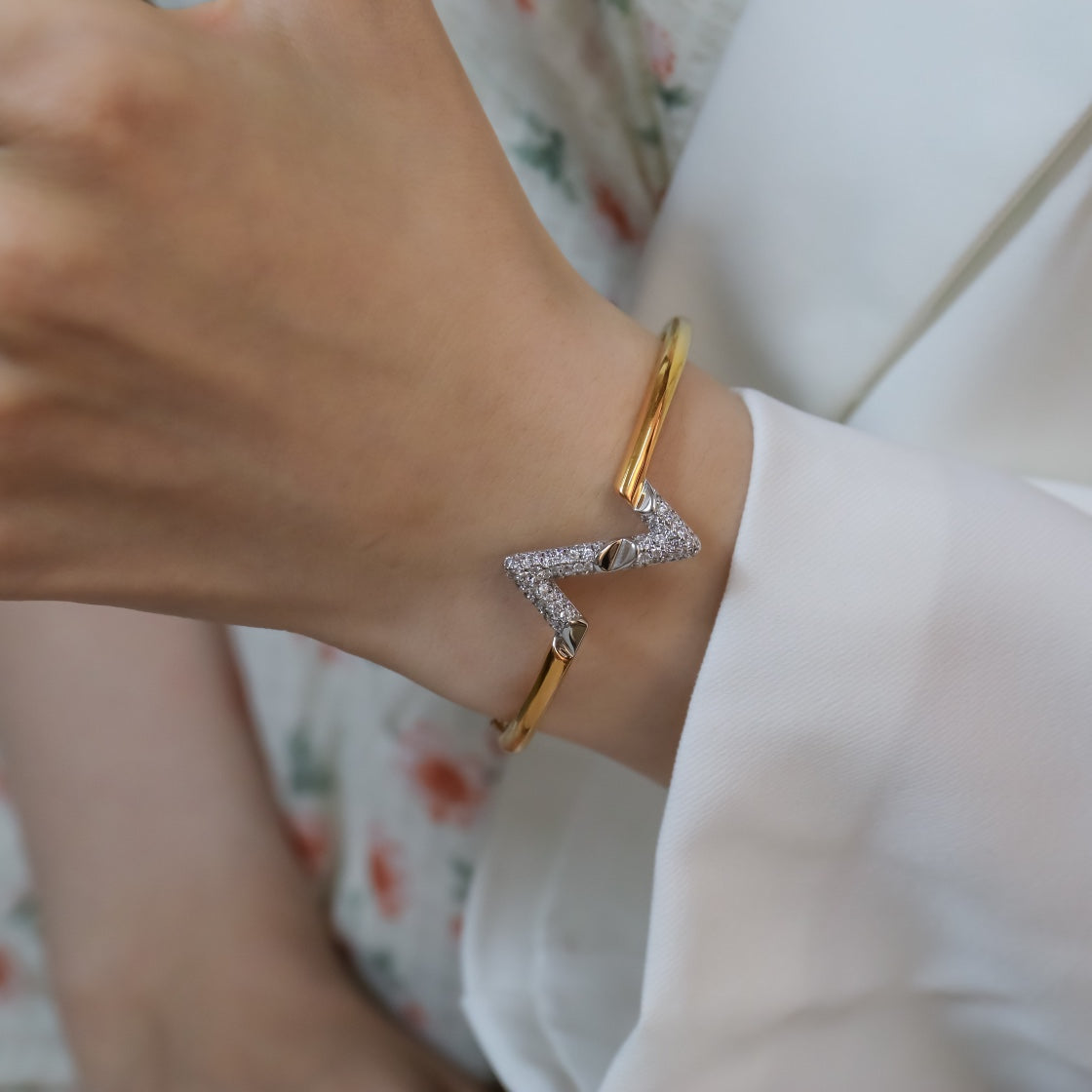 [Regal Jewels]VOLTE UPSITE DOWN GOLD DIAMOND BRACELET