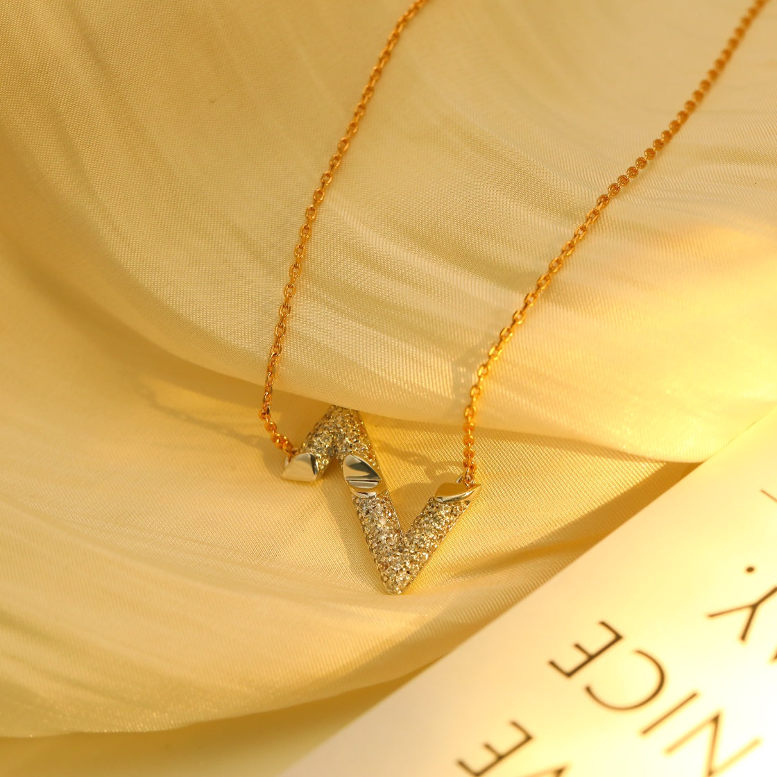 [Regal Jewels]VOLT SILVER DIAMOND PEDANT NECKLACE