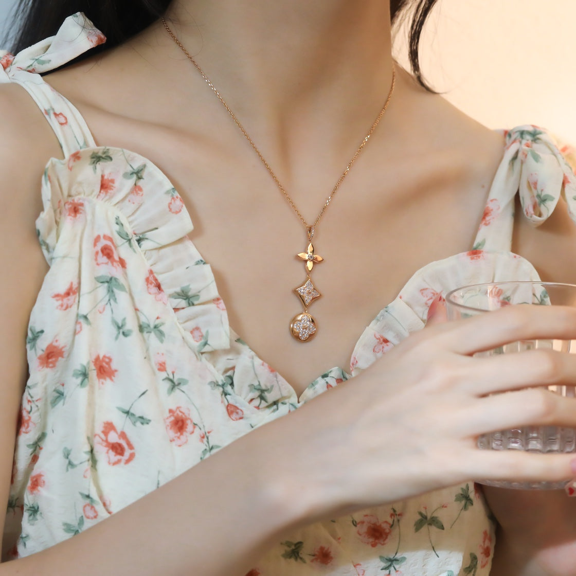 [Regal Jewels]STAR AND SUN DIAMOND PINK GOLD NECKLACE