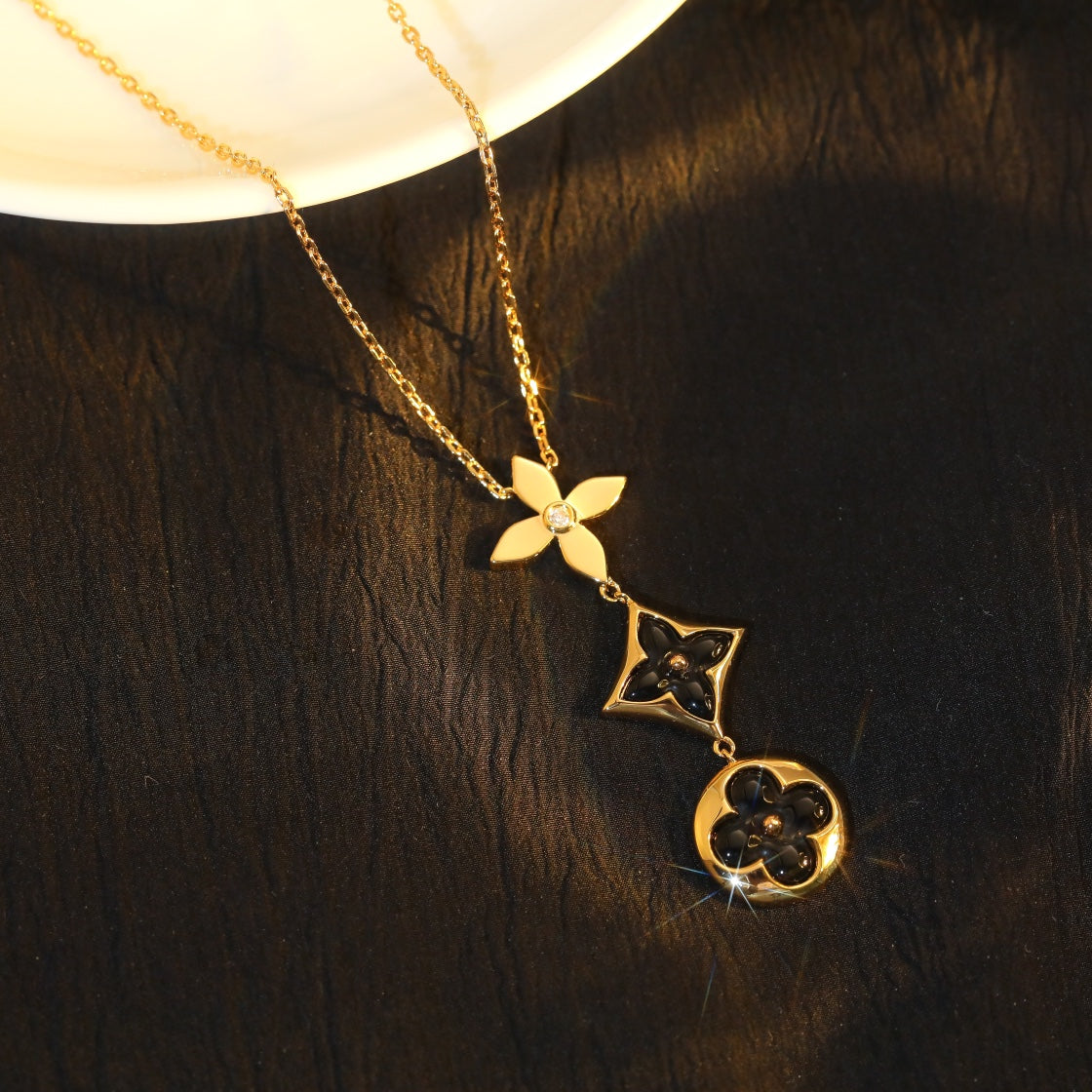 [Regal Jewels]STAR AND SUN ONYX PINK GOLD NECKLACE