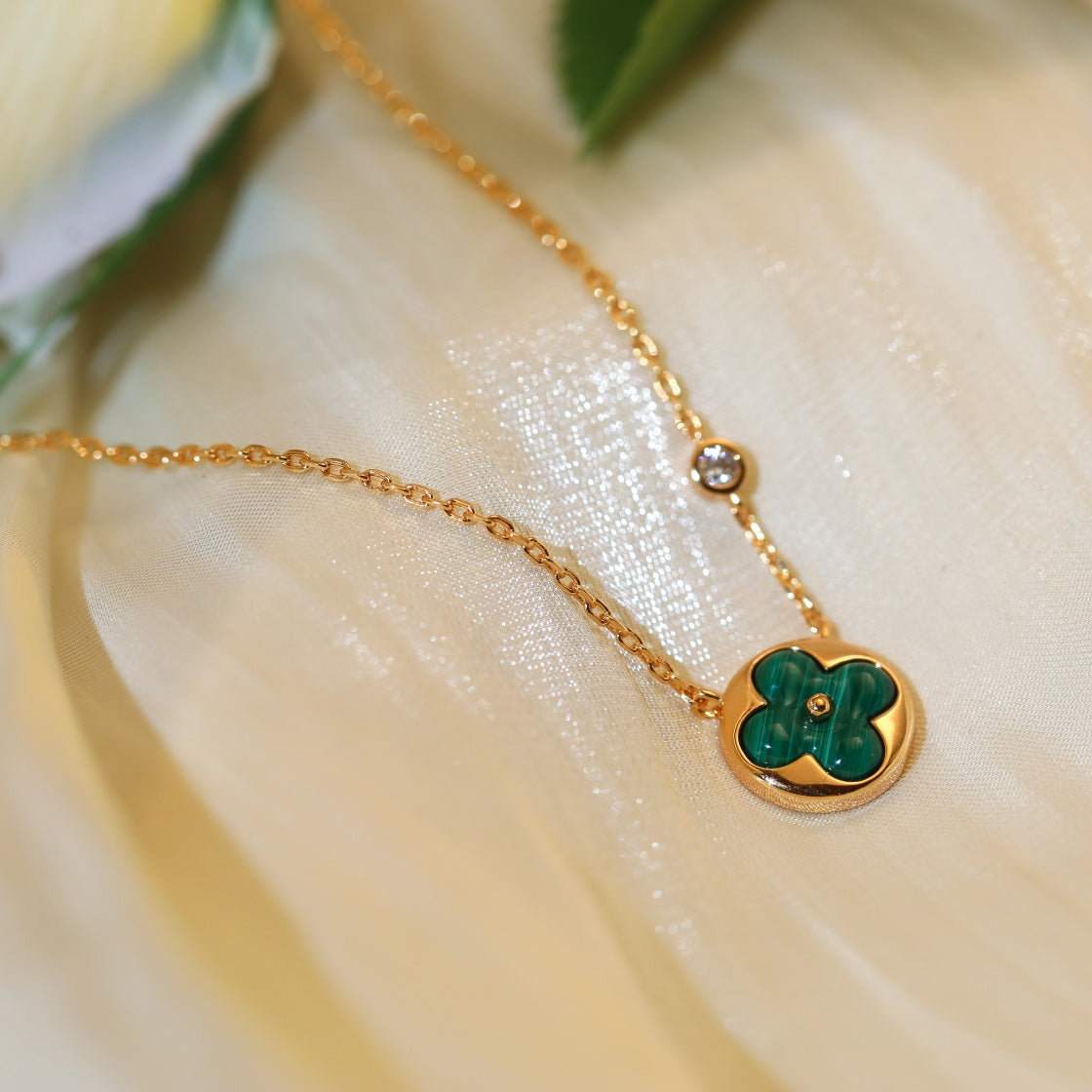 [Regal Jewels]SUN PEDANT PINK GOLD 1 DIAMOND NECKLACE