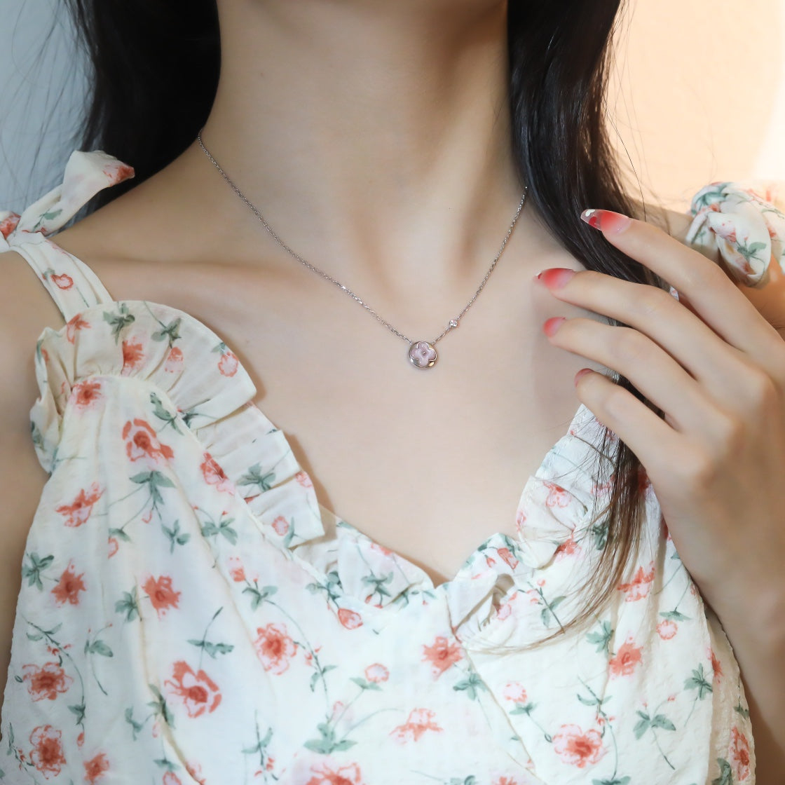 [Regal Jewels]SUN PEDANT PINK GOLD 1 DIAMOND NECKLACE