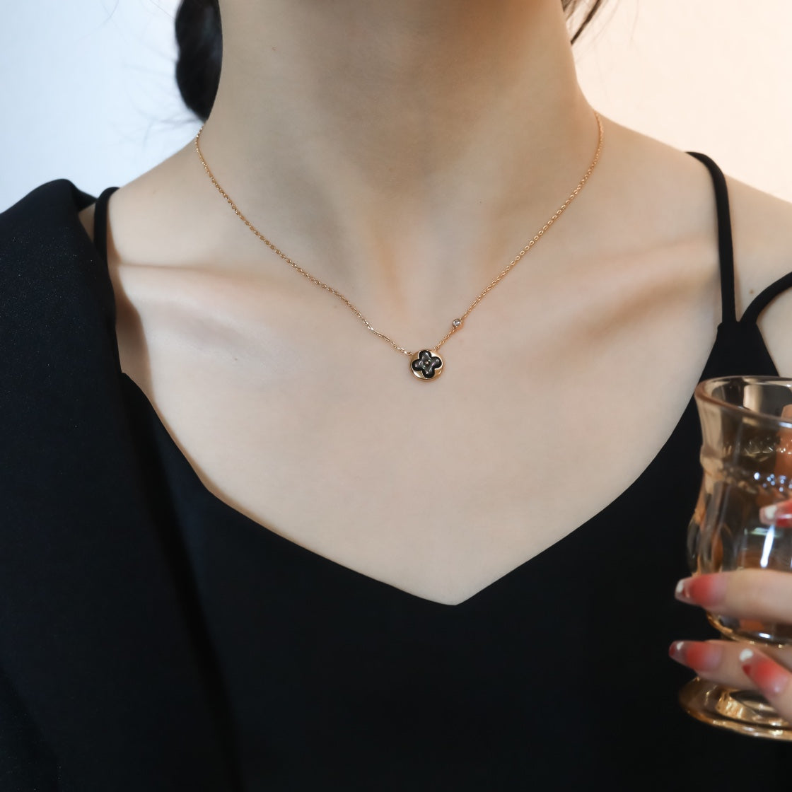 [Regal Jewels]SUN PEDANT PINK GOLD 1 DIAMOND NECKLACE