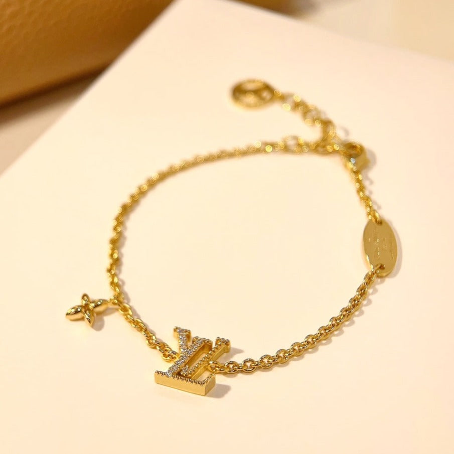 [Regal Jewels]LOGO STAR MOTIF GOLD BRACELET