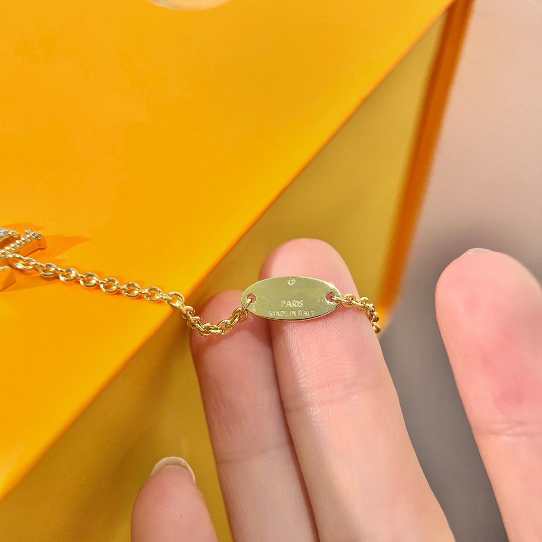 [Regal Jewels]LOGO STAR MOTIF GOLD BRACELET