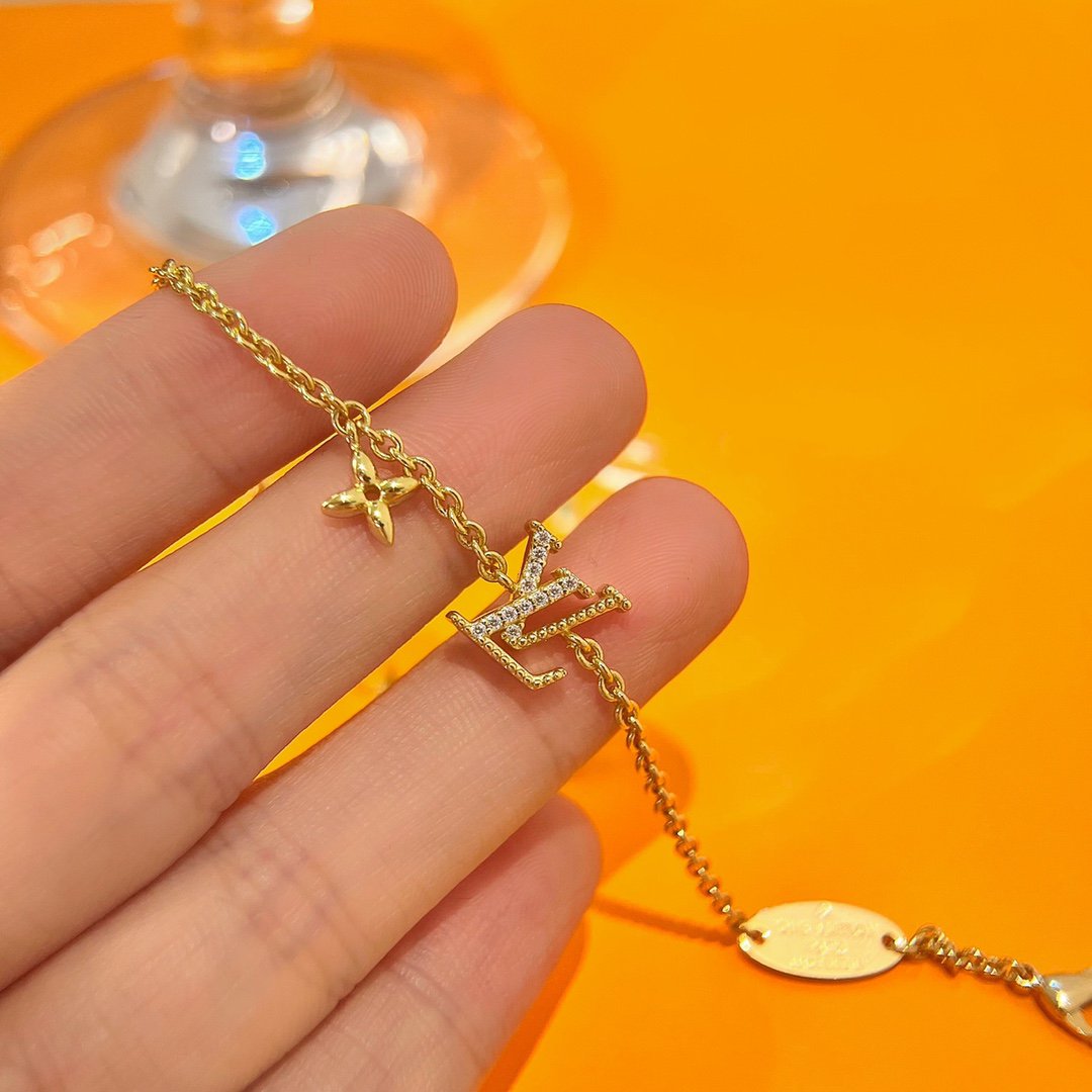 [Regal Jewels]LOGO STAR MOTIF GOLD BRACELET