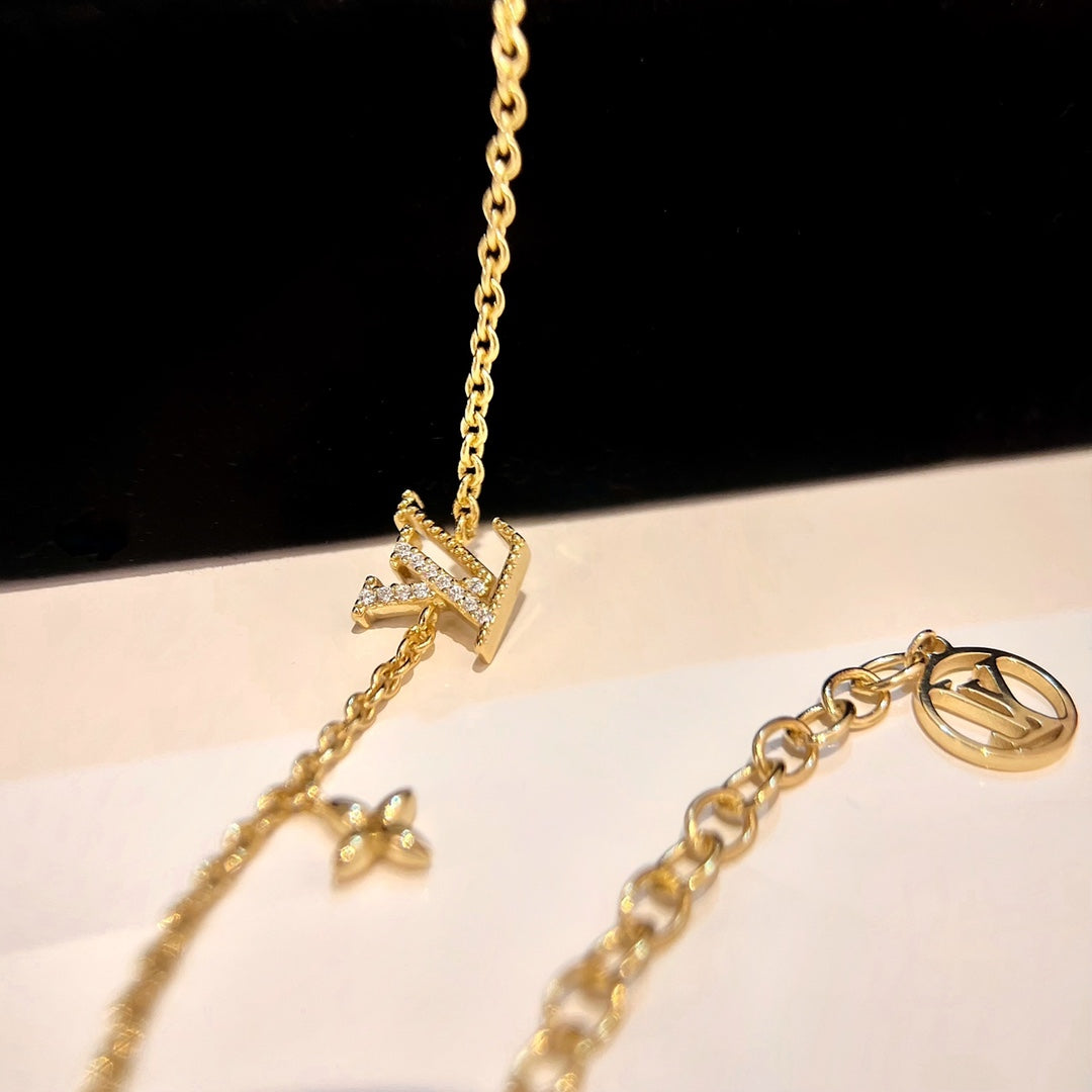 [Regal Jewels]LOGO STAR MOTIF GOLD BRACELET