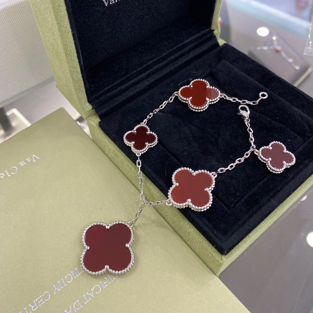 [Regal Jewels]CLOVER 5 MOTIFS SIVLER CARNELIAN BRACELET
