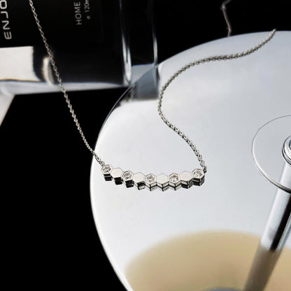 [Regal Jewels]BEE MY LOVE DIAMOND NECKLACE