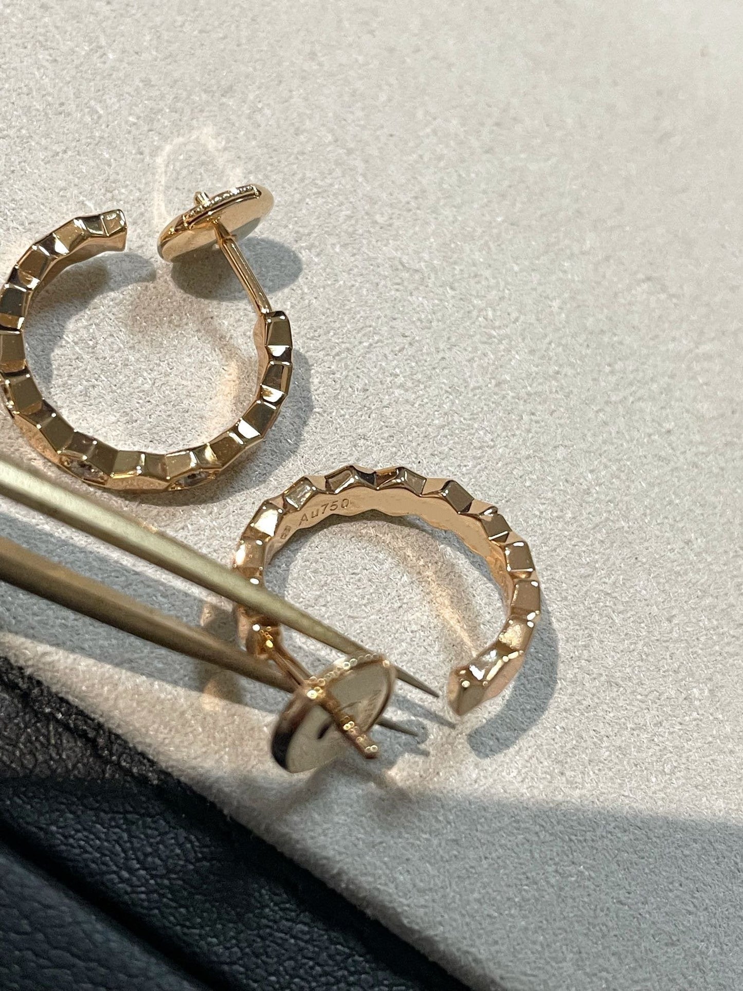 [Regal Jewels]Hollow Design Four-Leaf Clover Flower Shape Ring