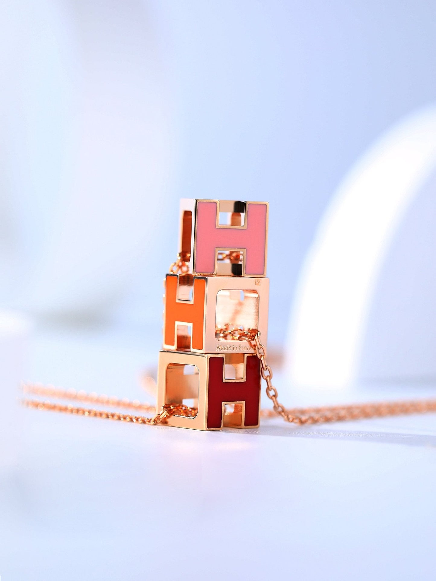 [Regal Jewels]H CAGE PINK GOLD NECKLACE
