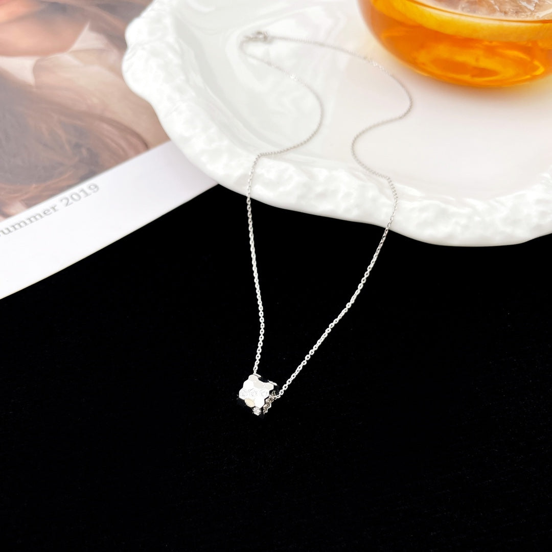 [Regal Jewels]BEE MINI PEDANT DIAMOND NECKLACE