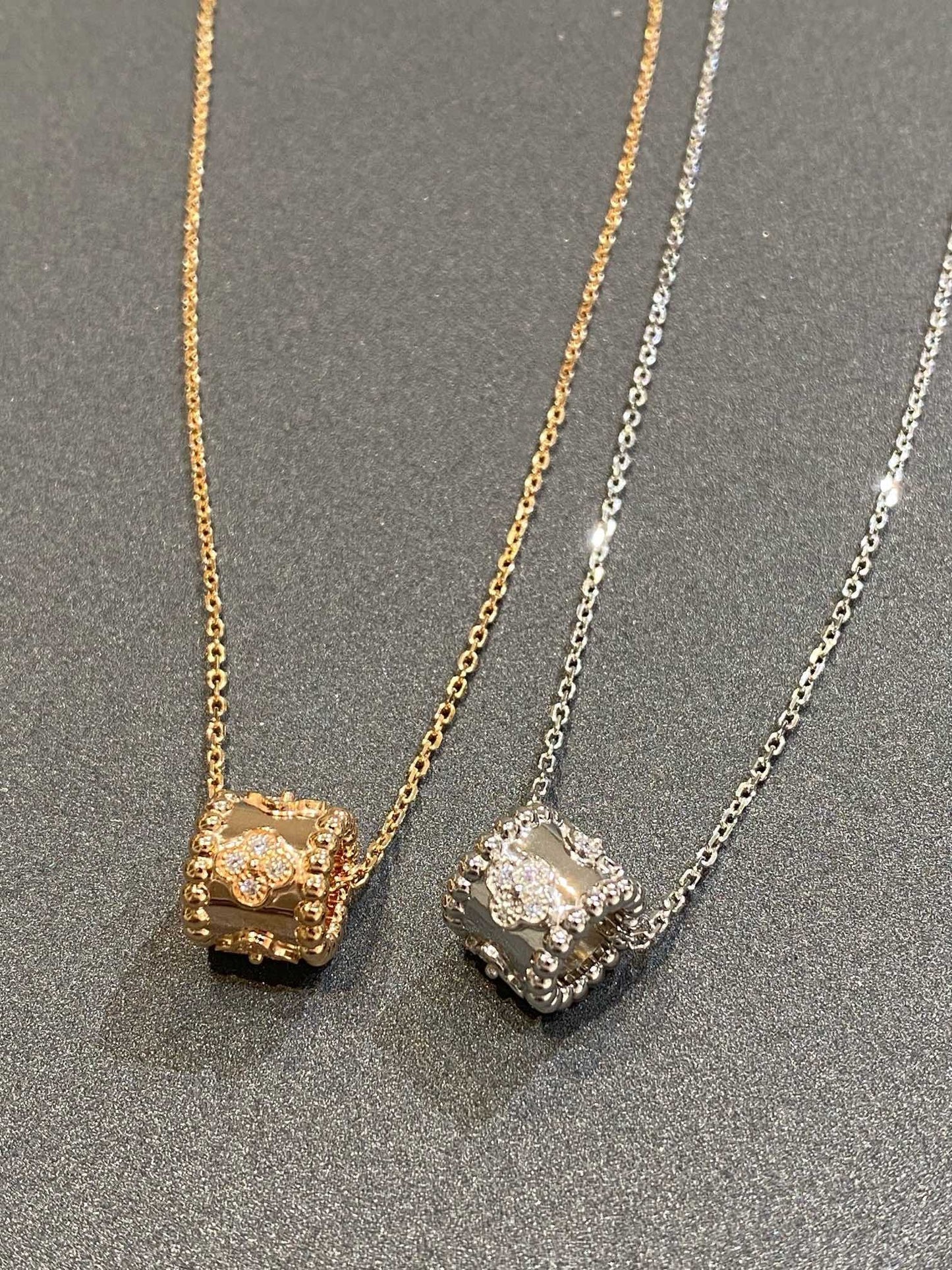 [Regal Jewels]PERLEE PEDANT SIVLER DIAMOND NECKLACE