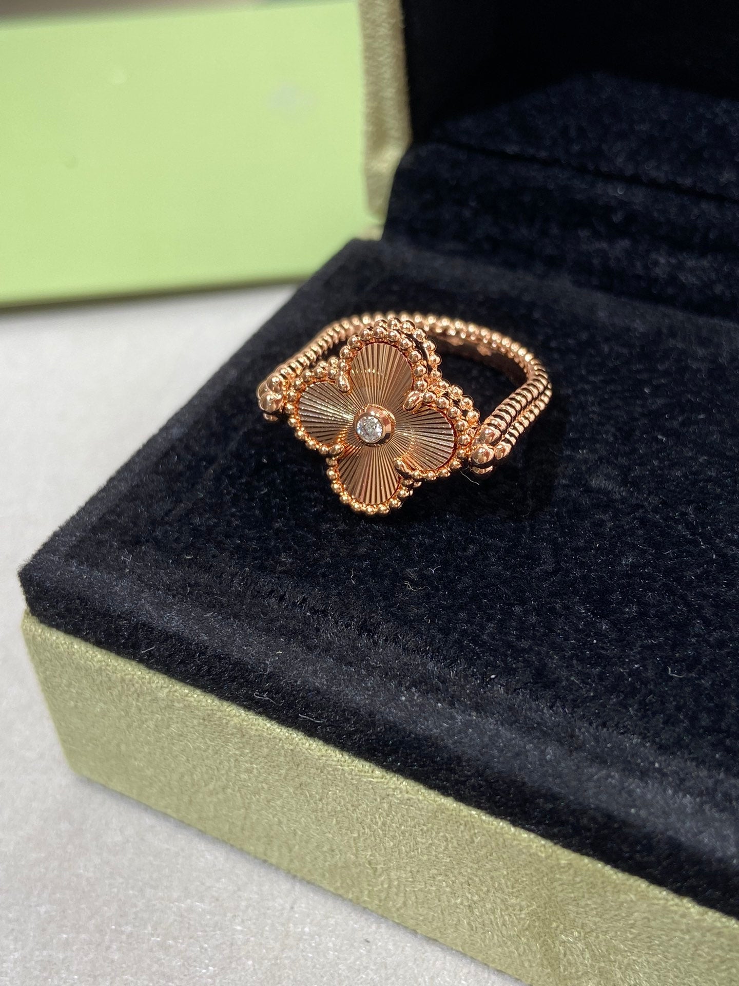 [Regal Jewels]CLOVER RIVERSIBLE ROSE GOLD RING